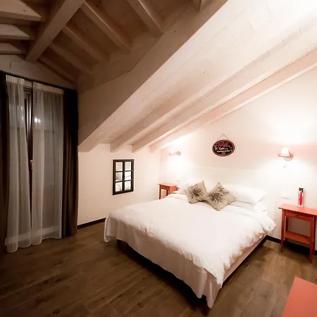 Casa Rosa 3*